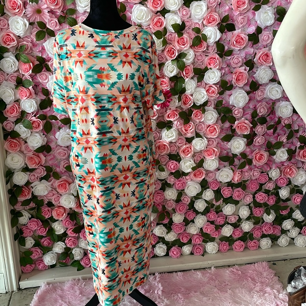 WOMENS GEOMETRIC PRINT DRESS WITH POCKETS